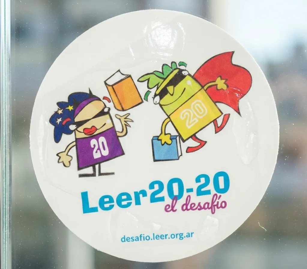 Stickers OPP Blanco Bajo Vidrio